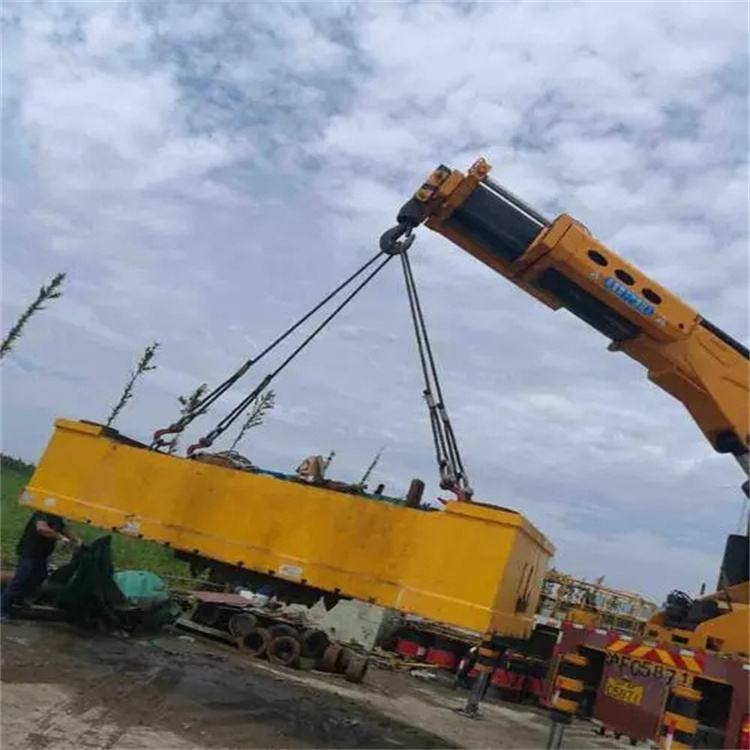 双清吊车吊集装箱需要多少钱